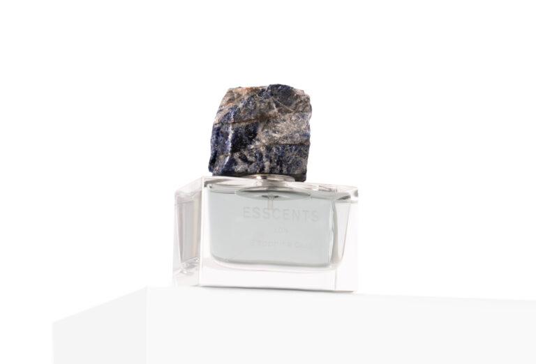 Sapphire Oud Extrait De Parfum 75ml — alternate photograph