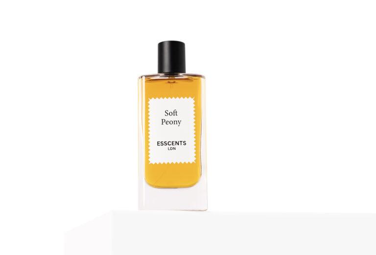 Soft Peony Eau De Parfum 70ml — alternate photograph